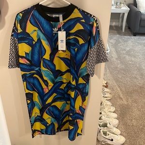 Brand new womens shirt dress with tag